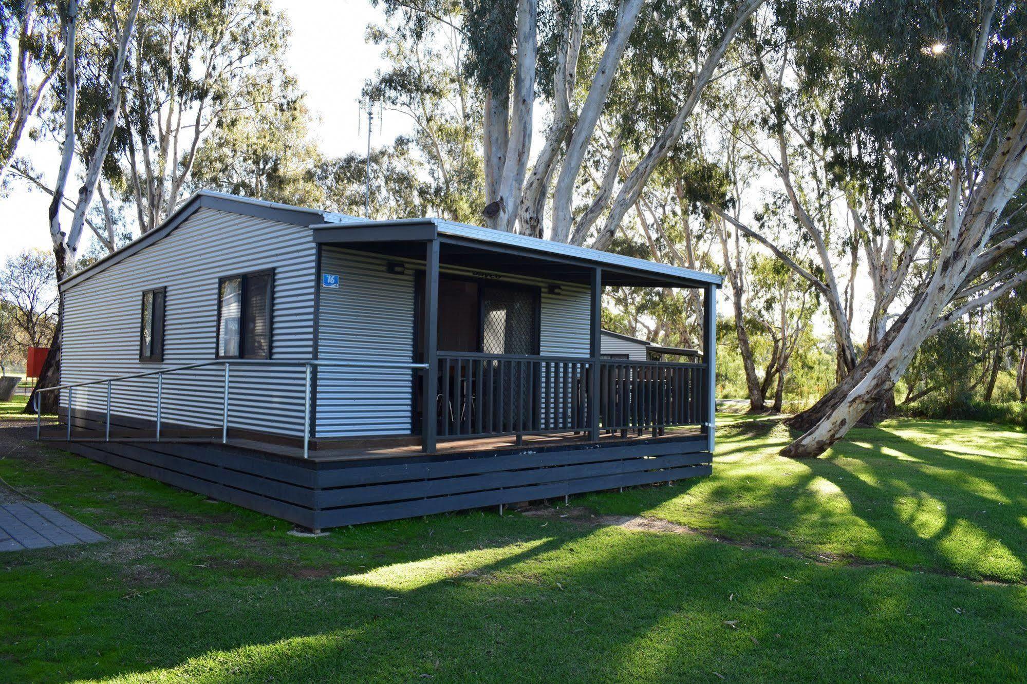 Cohuna Waterfront Holiday Park Exteriér fotografie
